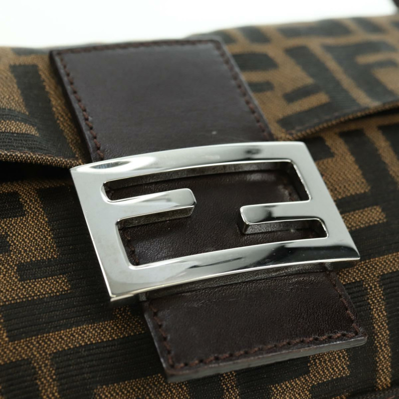 【日本直送】FENDI Zucca帆布Mamma Baguette單肩包 棕色/黑色 正品 177645SAV-18