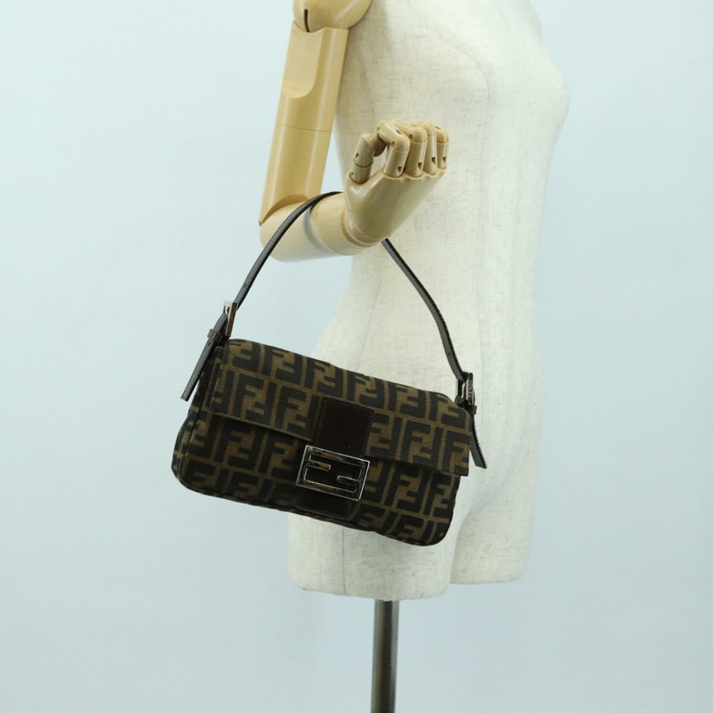 【日本直送】FENDI Zucca帆布Mamma Baguette單肩包 棕色/黑色 正品 177645SAV-25