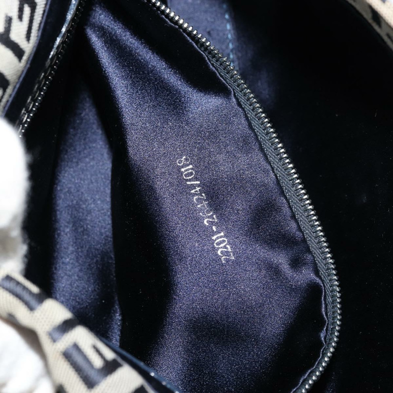 【日本直送】FENDI Zucchino帆布Mamma Baguette單肩包 海軍藍 銀色 正品 177677A-11