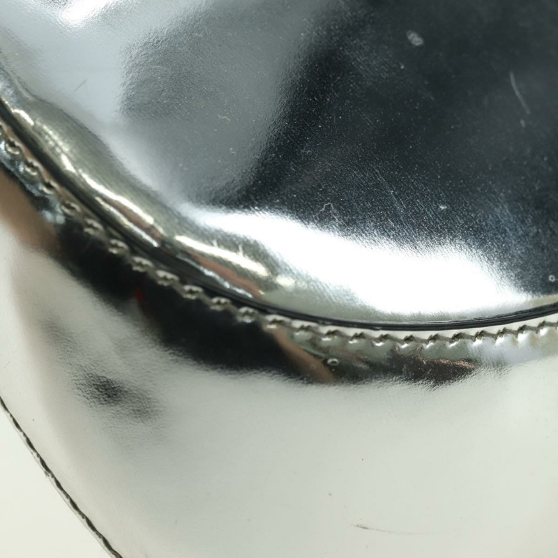 【日本直送】PRADA 銀色漆皮肩包，貨號 177961SM-14