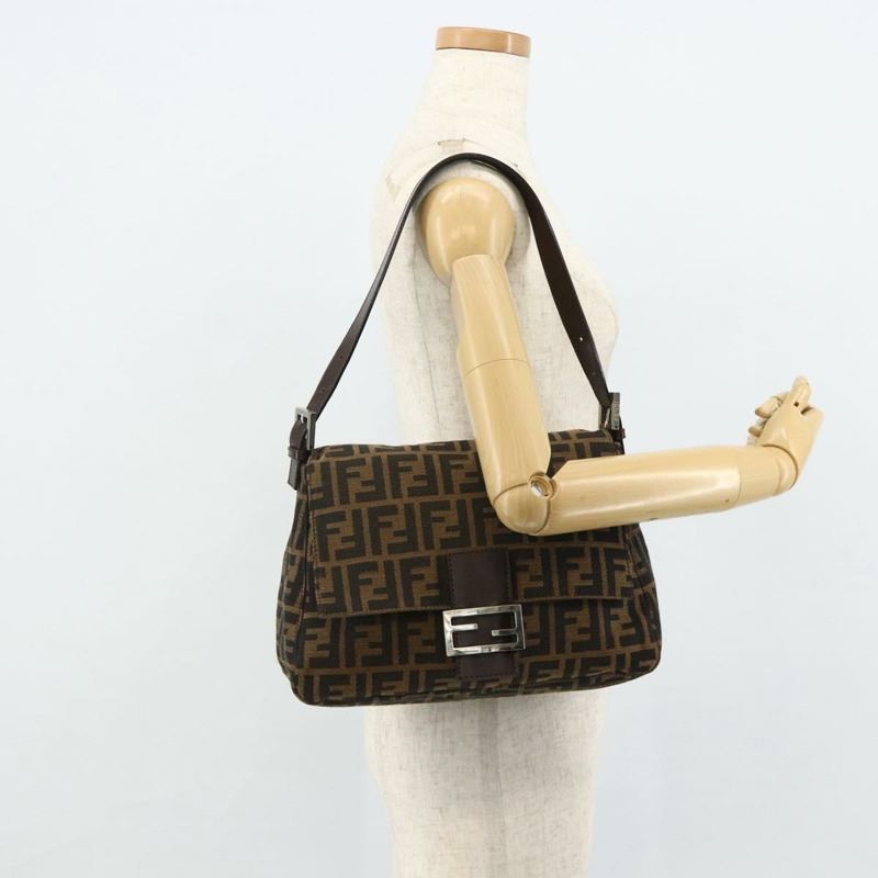 【日本直送】FENDI Zucca帆布Mamma Baguette單肩包 黑色棕色 正品 179060V-22