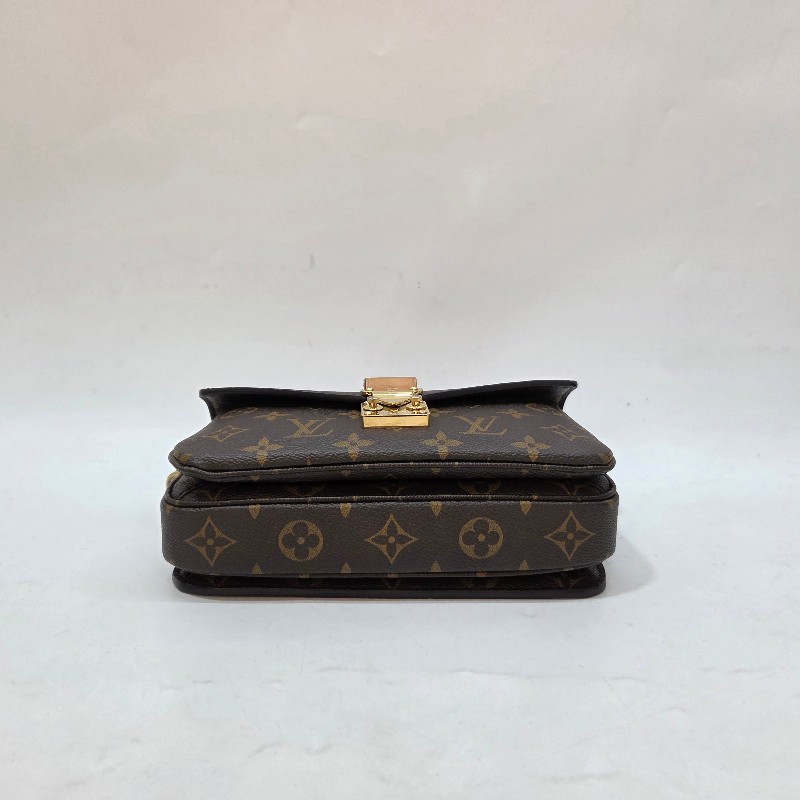 LV 原花金釦Pochette Metis East West手提斜背郵差包M46279-5