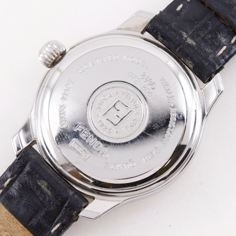 Fendi Olologi 女士腕錶，210L 不鏽鋼 x 皮革錶帶，石英模擬，黑色錶盤，女款。-7