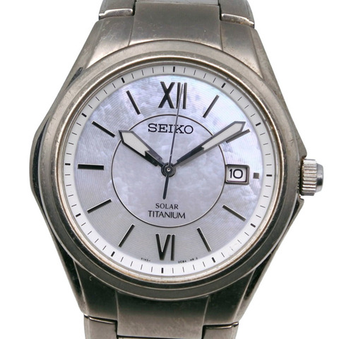 精工 SEIKO V145-0BA0 鈦金屬模擬腕錶，珍珠母貝錶盤 - 男士