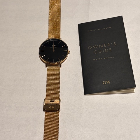 【正品】Daniel Wellington DW Petite 玫瑰金金屬編織腕錶 (黑面/32mm)