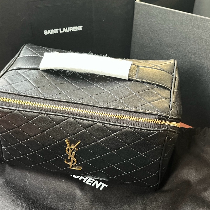 YSL絕版菱格紋化妝包-6