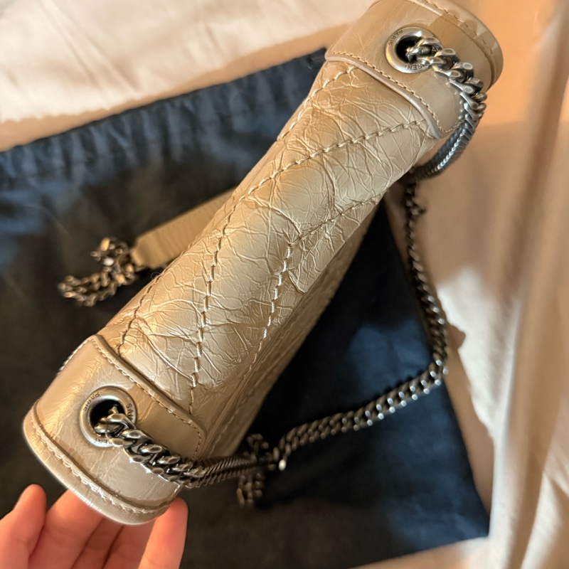 YSL Niki mini 聖羅蘭 奶茶色斜背包-9