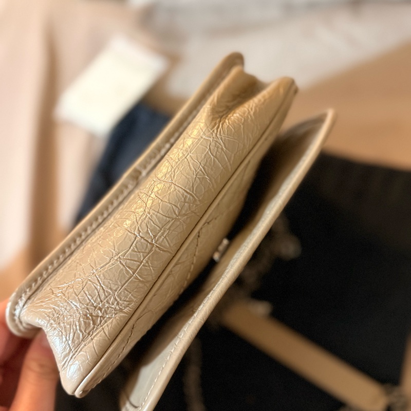 YSL Niki mini 聖羅蘭 奶茶色斜背包-11