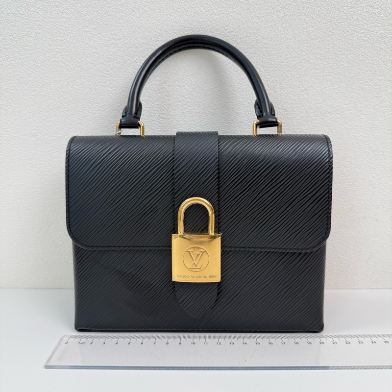 路易威登/Louis Vuitton 黑色水波紋手提包 斜挎包 金色五金 附件：塵袋，肩帶，說明書-1