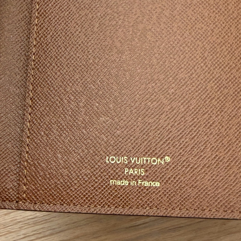 99新 Louis Vu路易威登 26限定雏菊护照夹 经典老花+小雏菊印花-7