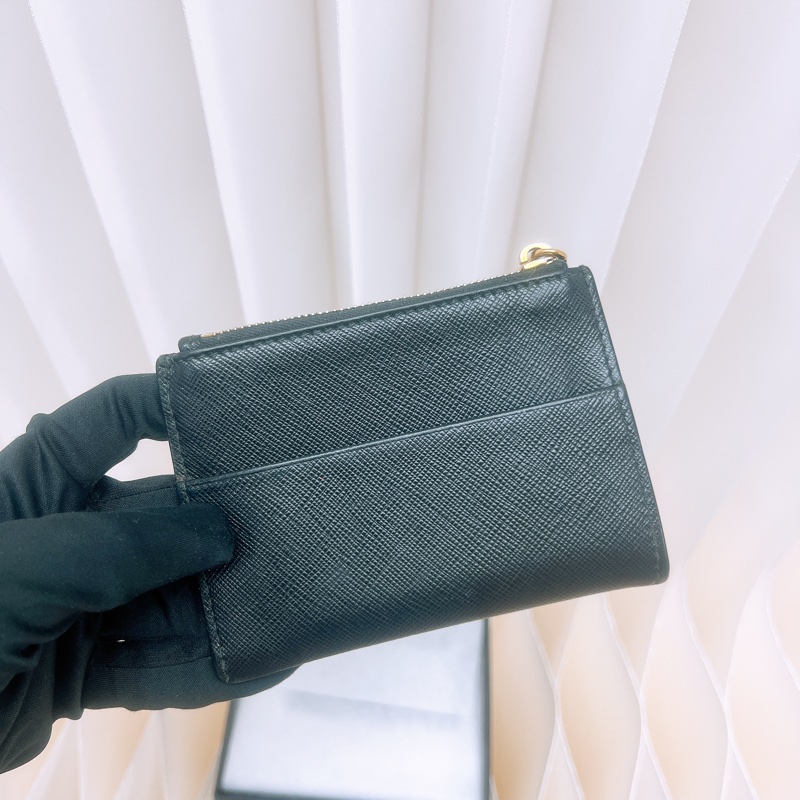 prada 黑色拉鏈短夾/零錢包-6
