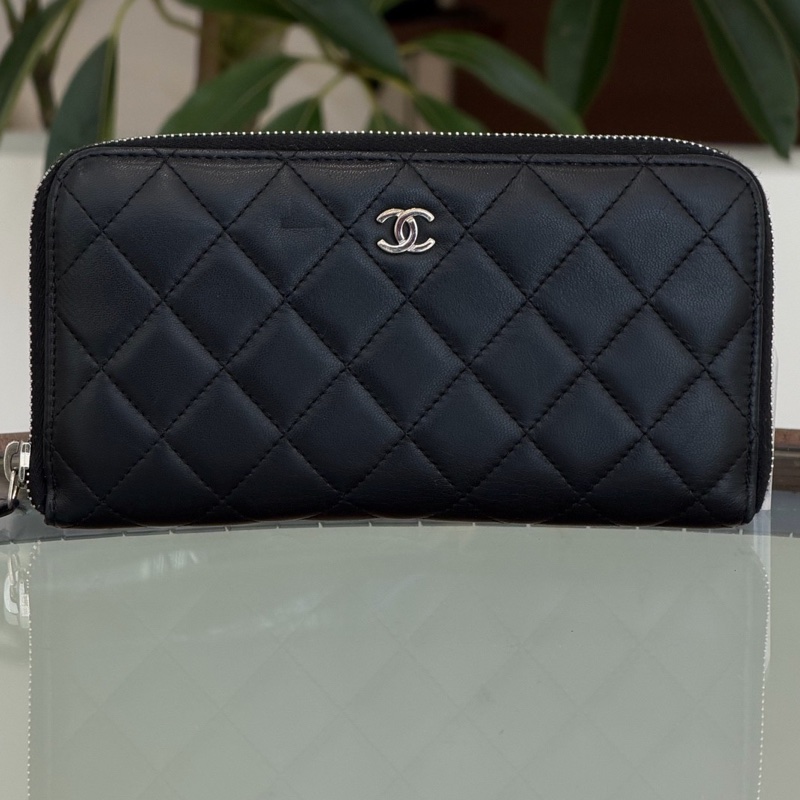 Chanel 香奈兒  黑銀羊皮拉鍊錢包  標誌性的菱格絎縫工藝16開無卡-0