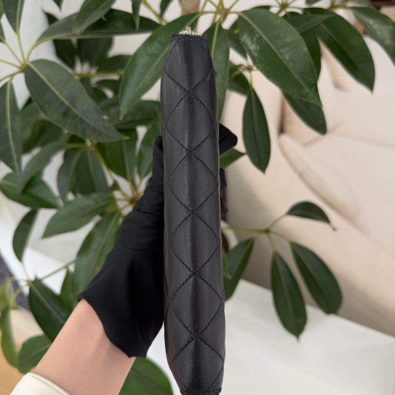 Chanel 香奈兒  黑銀羊皮拉鍊錢包  標誌性的菱格絎縫工藝16開無卡-6