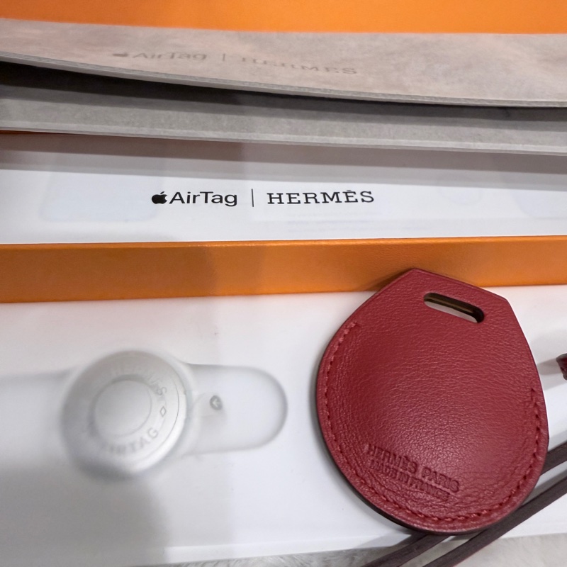 全新✨Hermes✨AirTag 未使用-1
