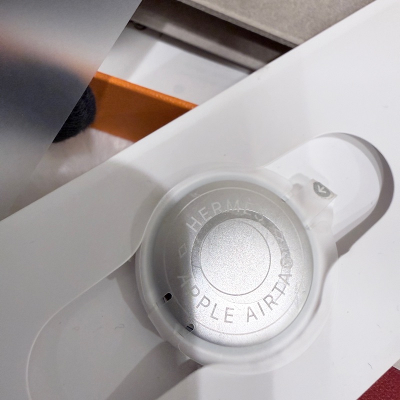 全新✨Hermes✨AirTag 未使用-6