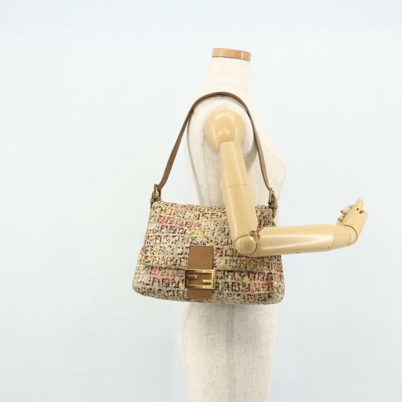 【日本直送】FENDI Zucchino帆布Mamma Baguette肩背包 米色 金色 正品 159330SAV-21