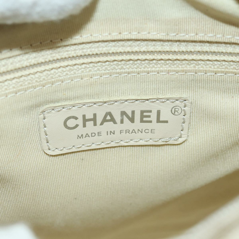 【日本直送】香奈兒 (CHANEL) 魚子醬紋象牙白金色絎縫肩背包，附CC標誌，貨號BA12379V-21