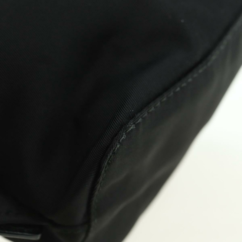 【日本直送】PRADA 尼龍黑色銀色鏈條單肩包 正品 AMZ520M-17