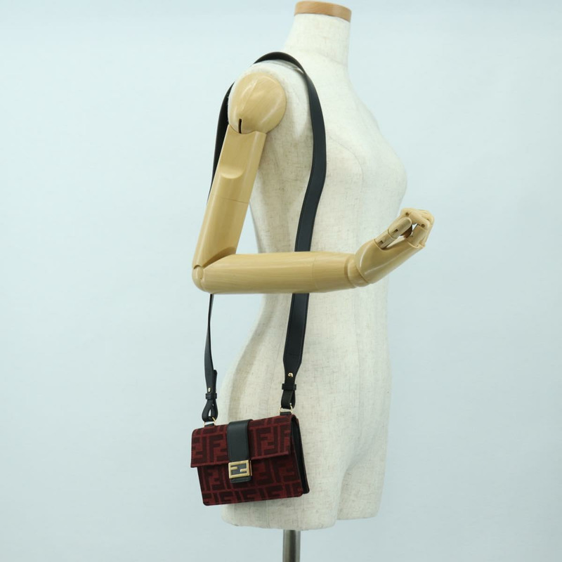 【日本直送】FENDI Zucca帆布法棍纖細單肩包 紅色金色 正品 177965A-23