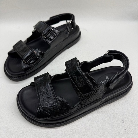 Chanel香奈兒 黑色全皮so black 魔術貼涼鞋 38碼