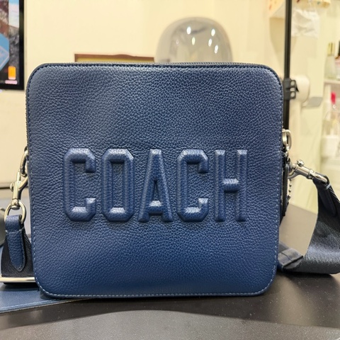 COACH 男Charter 24 斜背包