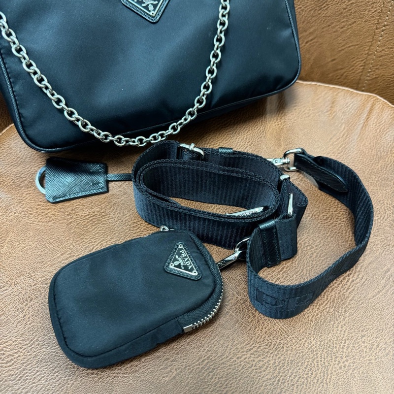 Prada 五合一 斜挎包 腋下包   沒有勾絲  有肩帶-4