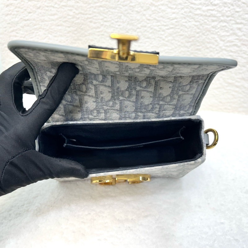 Dior 迪奧mini蒙田30 岩石灰 Oblique緹花布 30 Montaigne BOX肩背包 CD金釦 小方包 斜背包-15