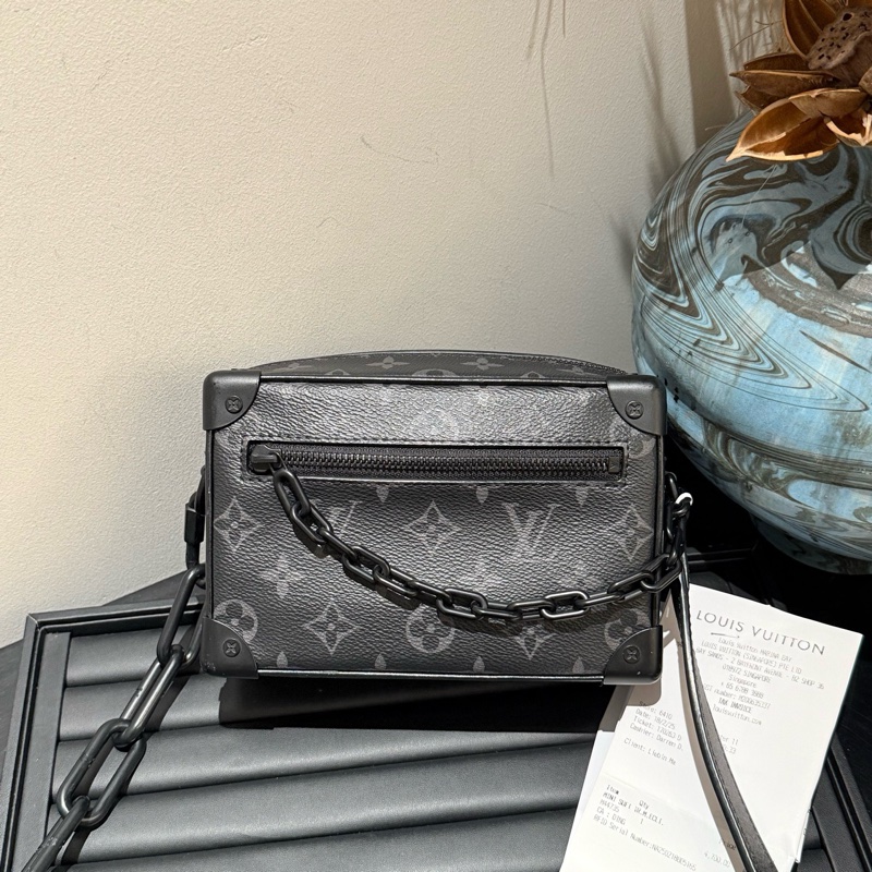98新 Louis Vuitton 路易威登 黑武士soft trunk盒子包 芯片款 附件：25年小票 官-0