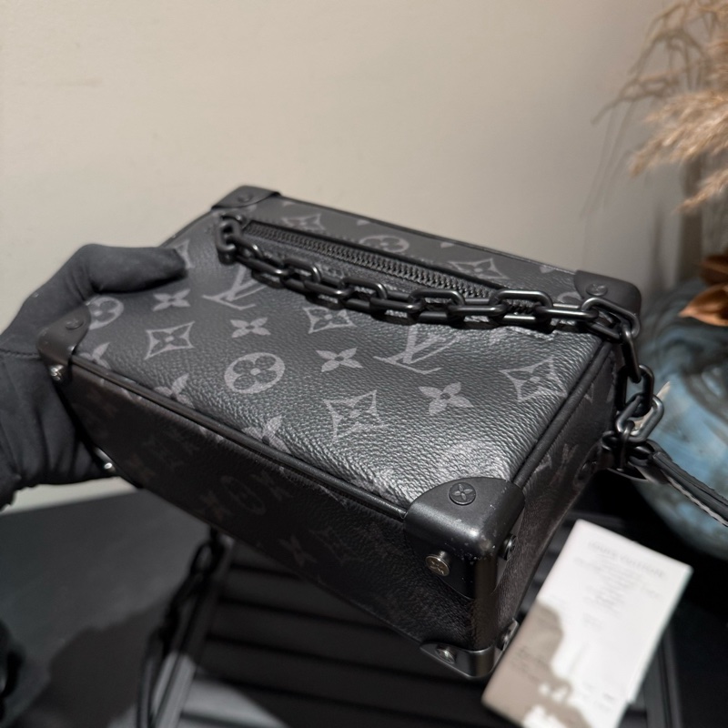 98新 Louis Vuitton 路易威登 黑武士soft trunk盒子包 芯片款 附件：25年小票 官-4