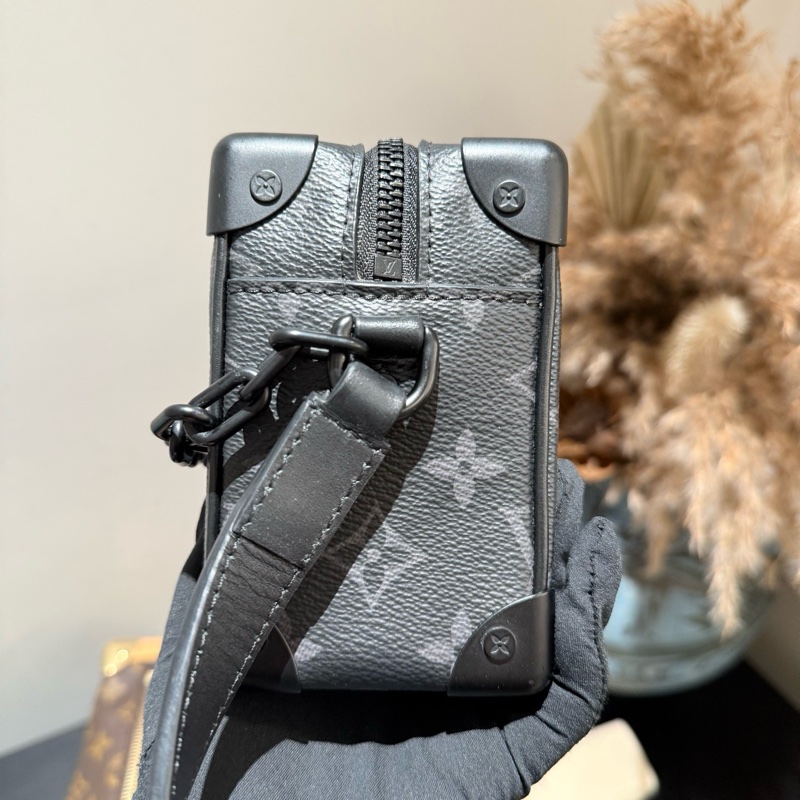 98新 Louis Vuitton 路易威登 黑武士soft trunk盒子包 芯片款 附件：25年小票 官-6