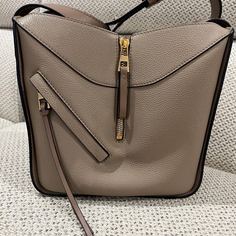 Loewe 吊床包 hammook  compact 新小號 沙色-1
