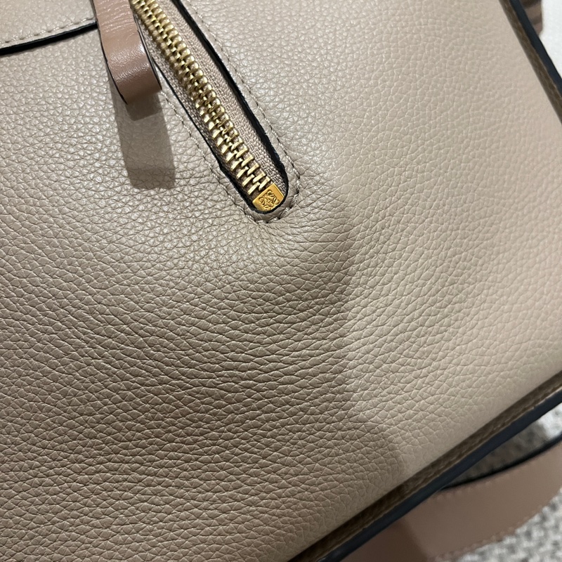 Loewe 吊床包 hammook  compact 新小號 沙色-5