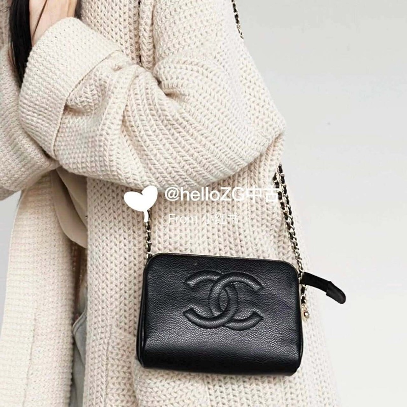 chanel 黑色魚子醬皮革中古包-0