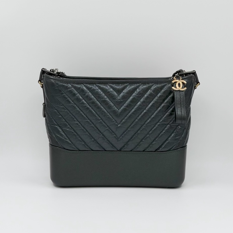 Chanel Gabrielle Hobo山形紋V字星塵黑牛皮流浪包｜大號｜Wisher惟奢-1