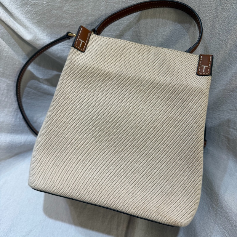 Tory Burch 帆布水桶包(近全新）-1