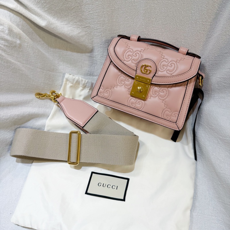 Gucci 粉色GG Marmont斜背包(9成新）-0