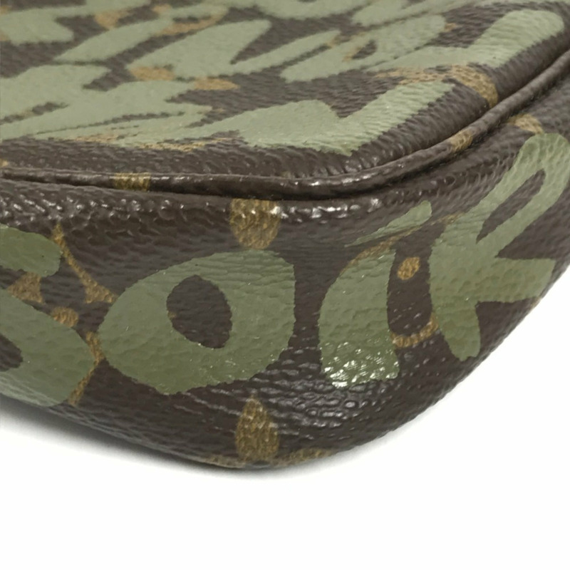 路易威登 M92191 Monogram Graffiti Pochette Accessoires 配件包肩手提包帆布男女款卡其色-5