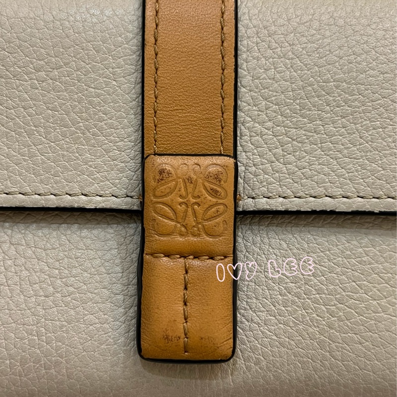 Loewe Small Vertical Wallet 羅威小型直式錢包 短夾  淺棕 米色 粉嫩橘 正品 二手精品-2