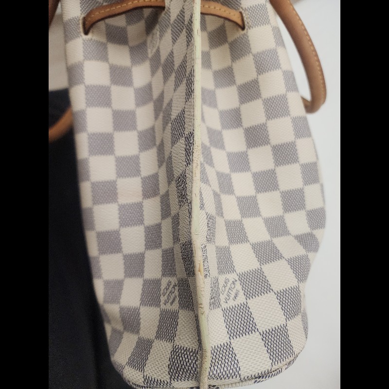 Lv 白棋盤格手提水桶包，5000元入手LV-12