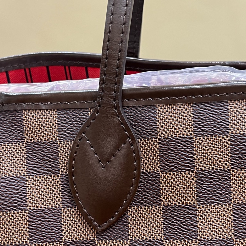 Louis vur 路易威登棕色棋盤格紅內里中號neverfull購物袋 尺寸31*28*14cm-12