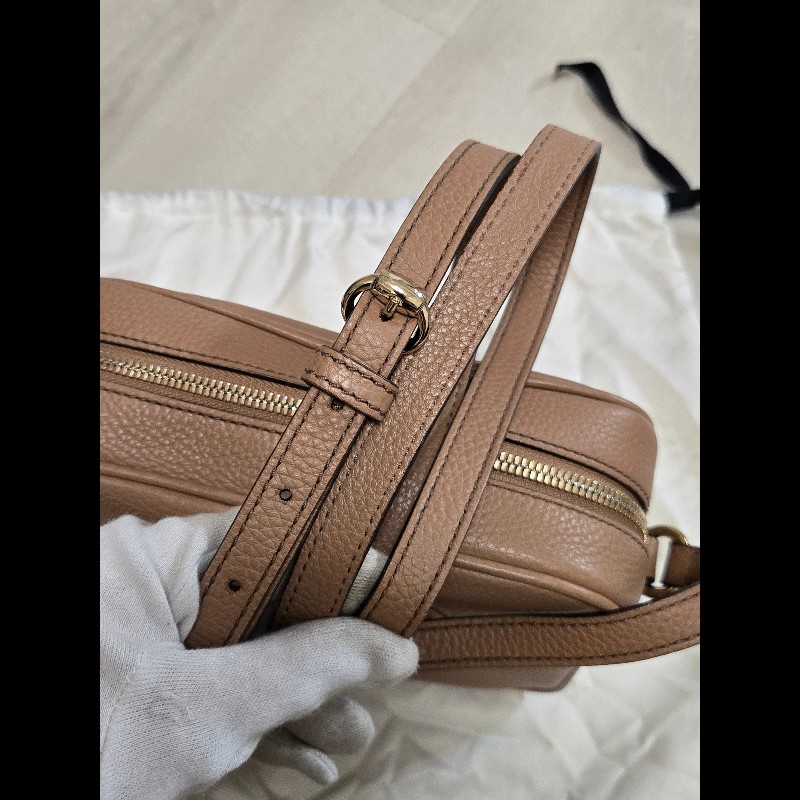 Gucci 古馳 disco soho 奶茶色 焦糖色 流蘇拉鍊相機包 肩背包 斜背包-15