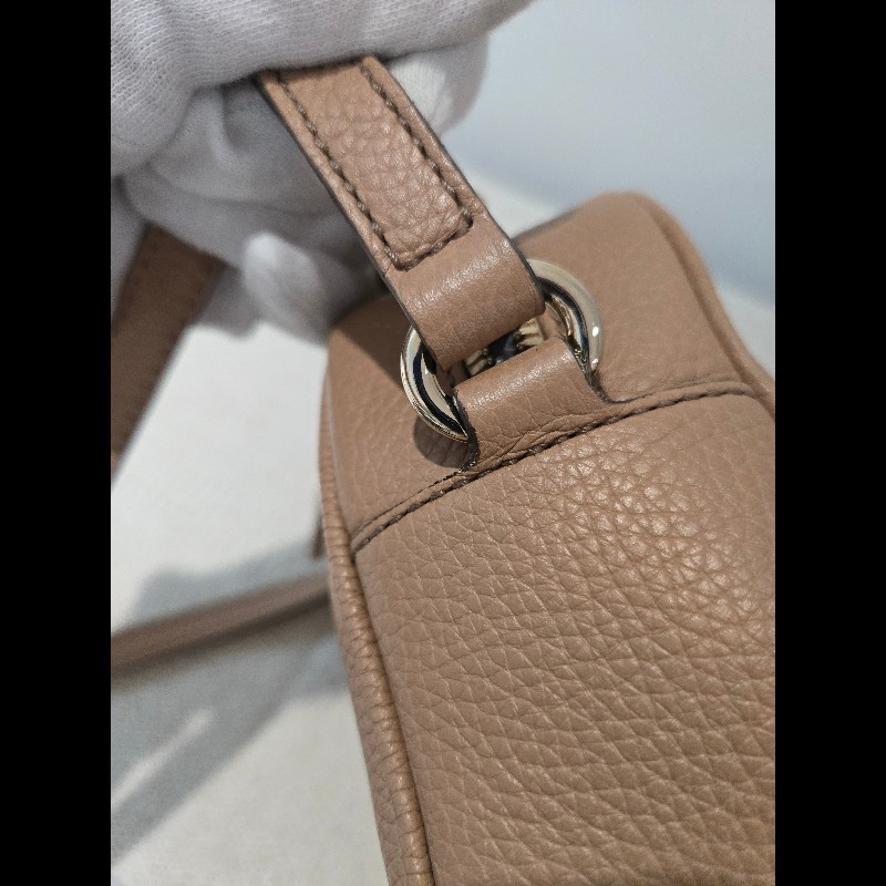 Gucci 古馳 disco soho 奶茶色 焦糖色 流蘇拉鍊相機包 肩背包 斜背包-27