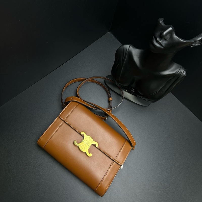 賽琳/Celine焦糖色凱旋門信封斜挎包 尺寸22*15  無配件 單品-3