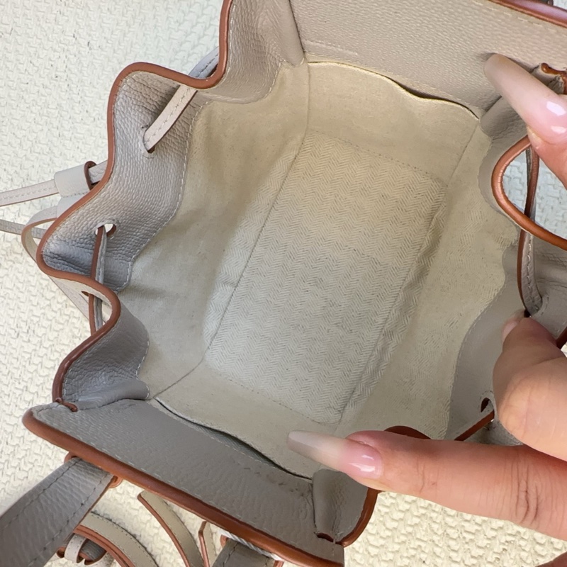 LOEWE/羅意威 Hammock吊床包米色荔枝紋牛皮 尺寸16*20*10cm-4