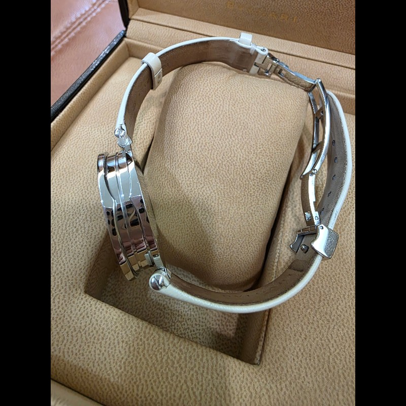 真品 BVLGARI 寶格麗 B.zero1系列 BZ 35 S 女士銀白愛心相間錶盤-15
