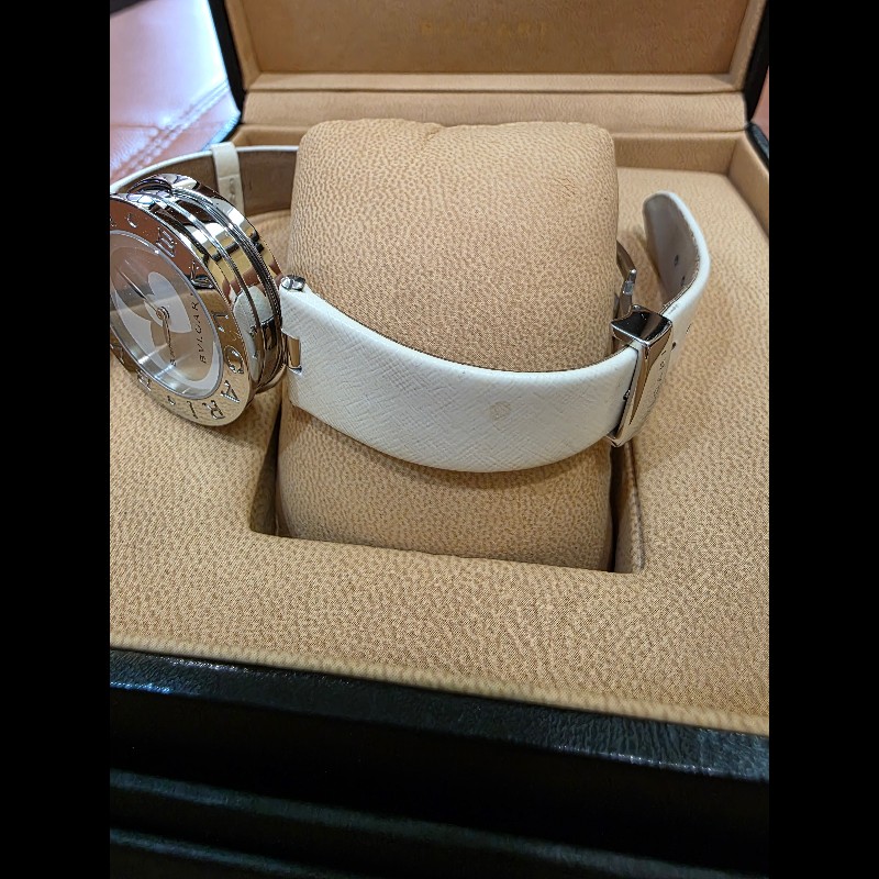 真品 BVLGARI 寶格麗 B.zero1系列 BZ 35 S 女士銀白愛心相間錶盤-16