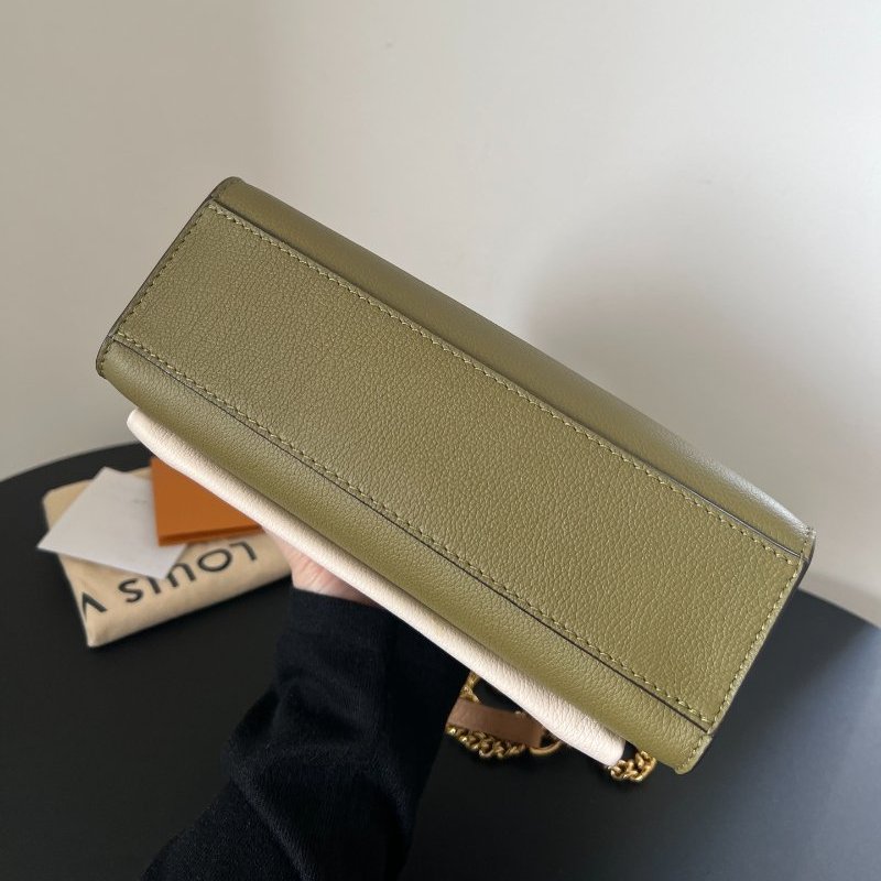 芯片款 路易威登/Louis Vuitton Lockme繫列小號信封包-4