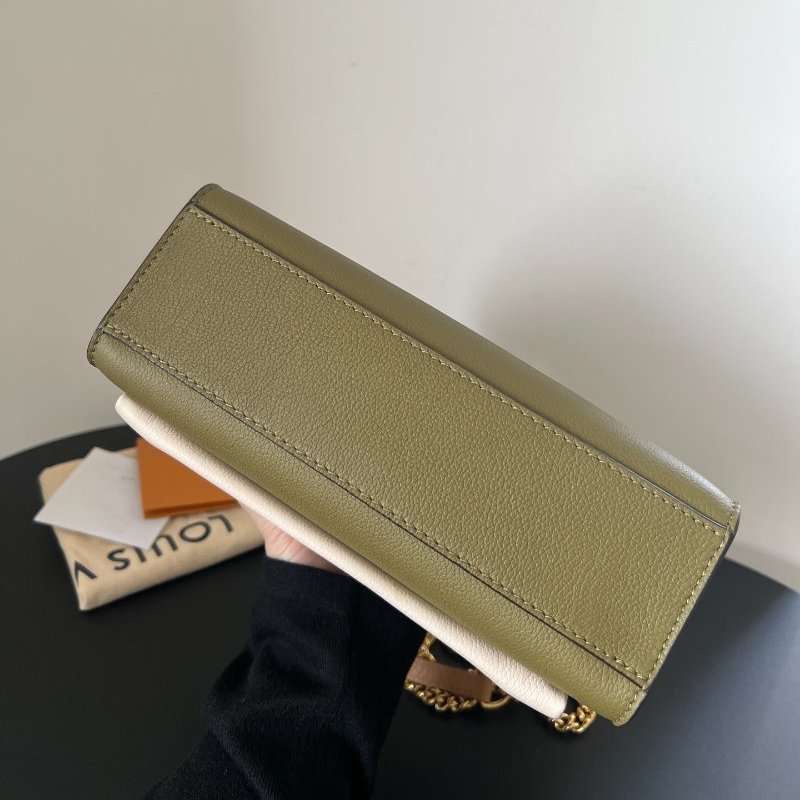 芯片款 路易威登/Louis Vuitton Lockme繫列小號信封包-7