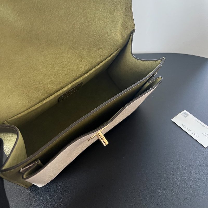芯片款 路易威登/Louis Vuitton Lockme繫列小號信封包-8