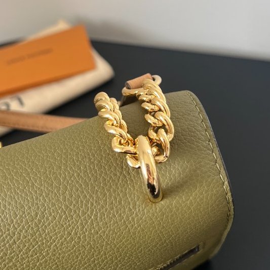 芯片款 路易威登/Louis Vuitton Lockme繫列小號信封包-10